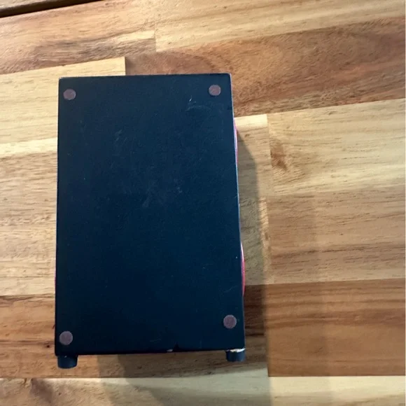 Red and Black Betty Boop Decorative Plaque - Picture 5 of 6